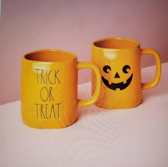 NIB Rae Dunn Halloween Mugs NEW - Picture 3 of 4